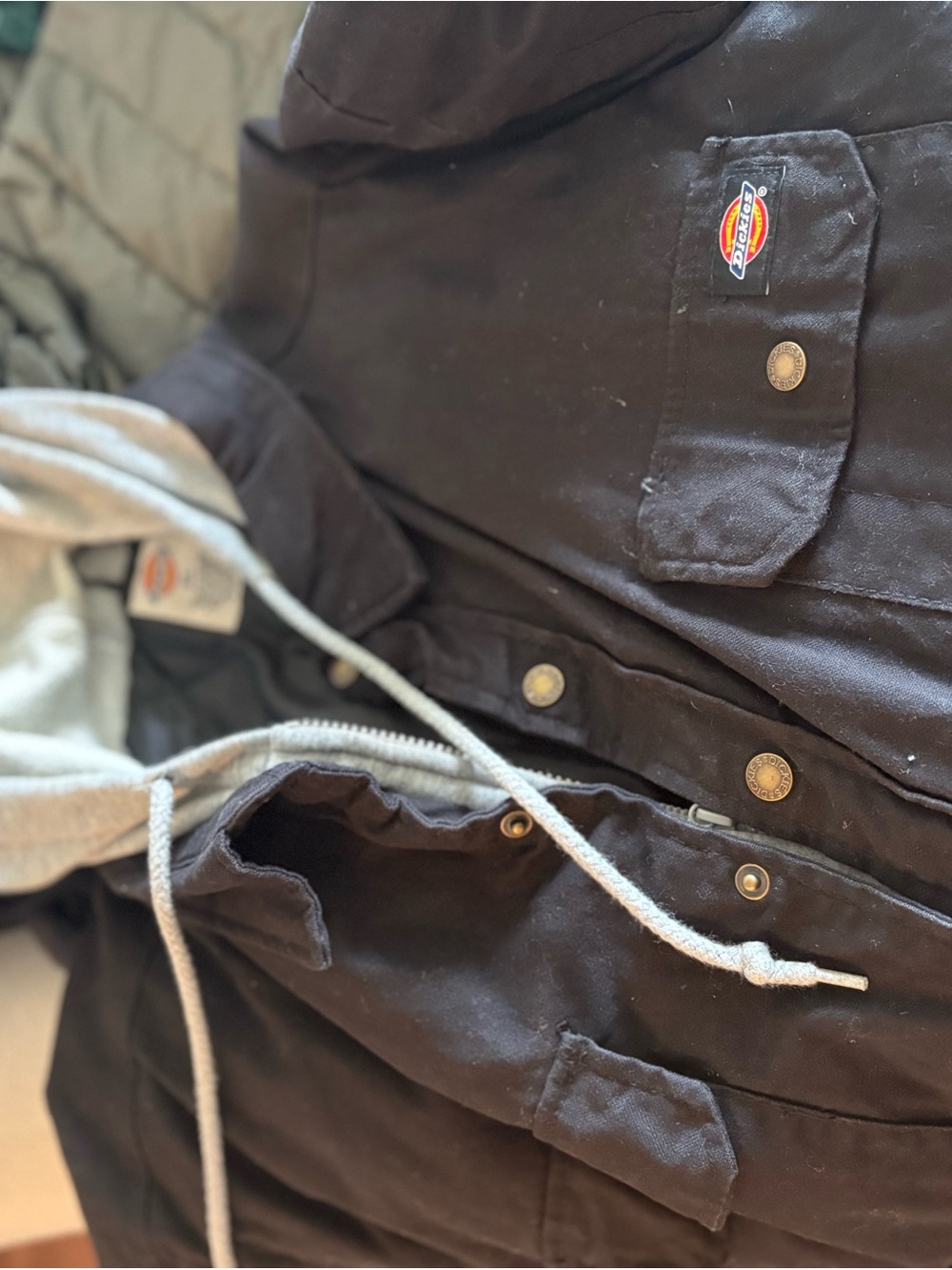 Dickies Black Hooded Puffer Jacket with Gray Drawstring Hood